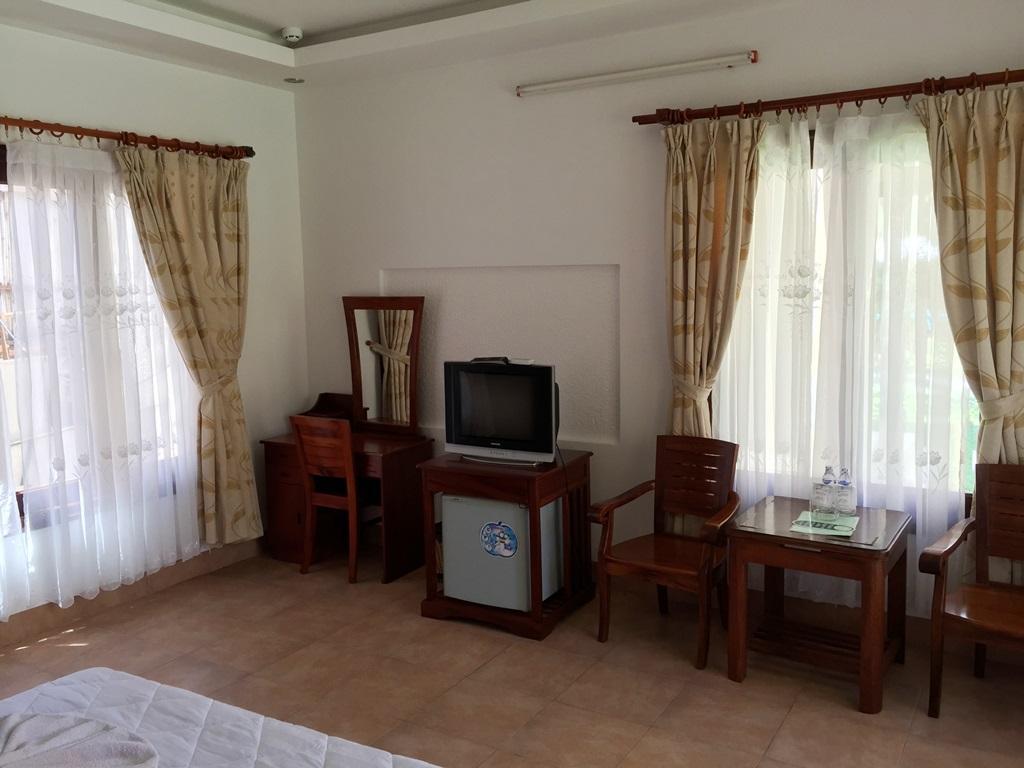 Ngoc Bich Bungalow Hotel Фан Тиет Екстериор снимка